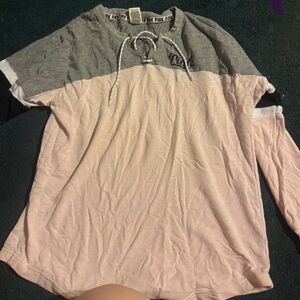 Vs pink long sleeved shirt